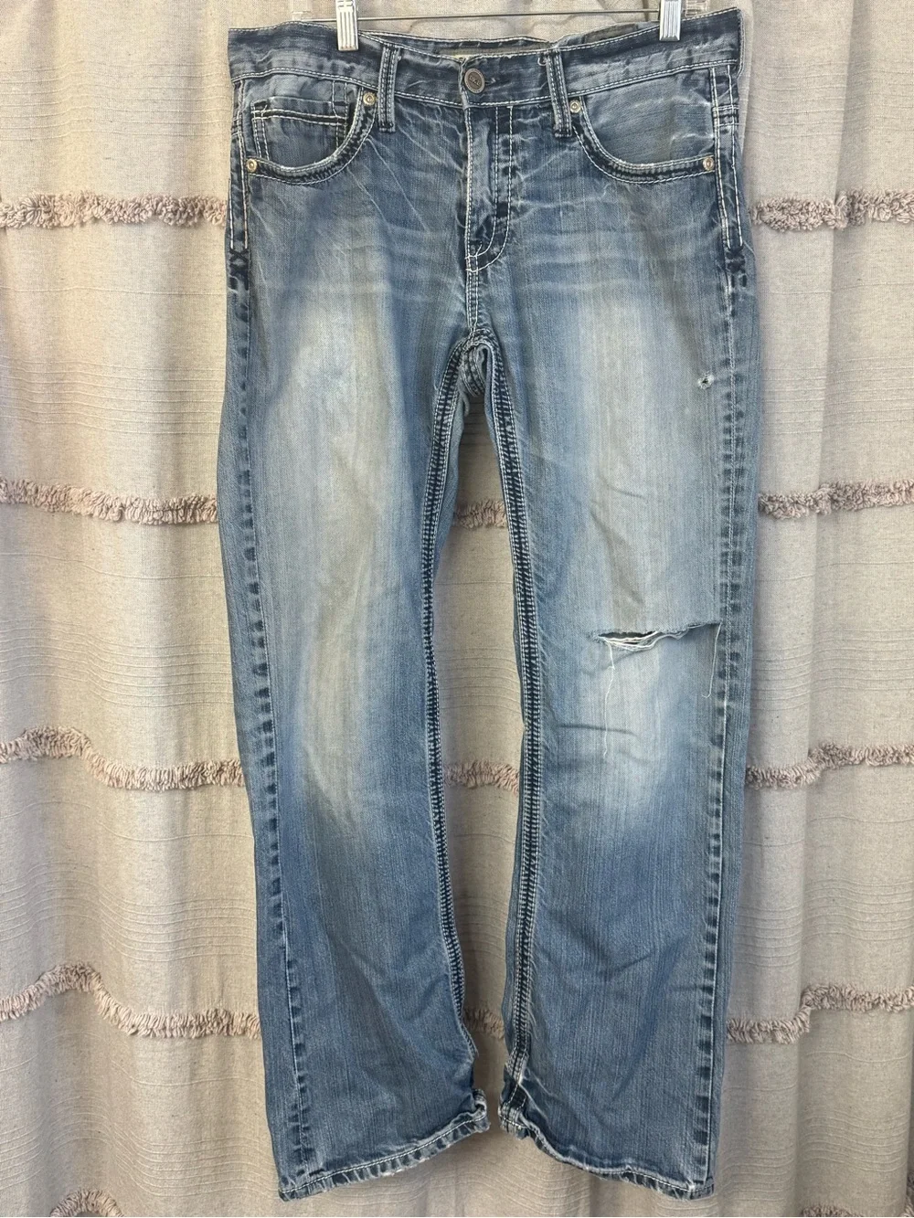BKE Carter Jeans Men's 32R Blue Denim Light Wash Casual Distressed Bootcut Work